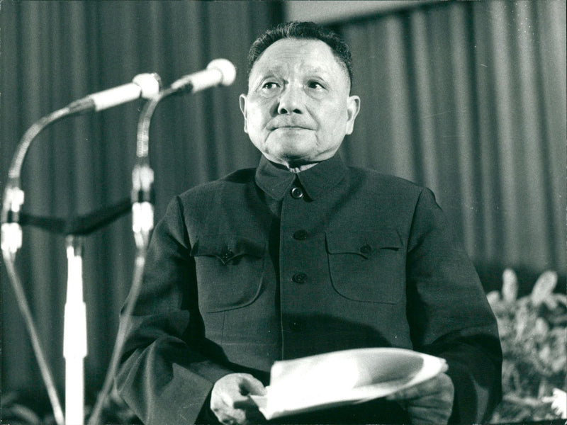 Teng Hsiao-Ping (Deng Xiaoping) - Vintage Photograph