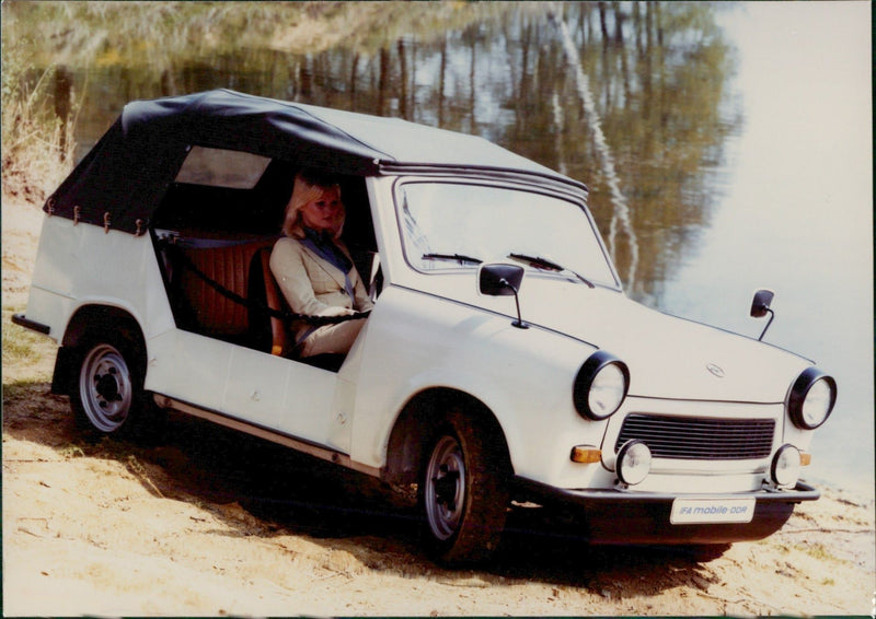 IFA Mobile DDR - Vintage Photograph