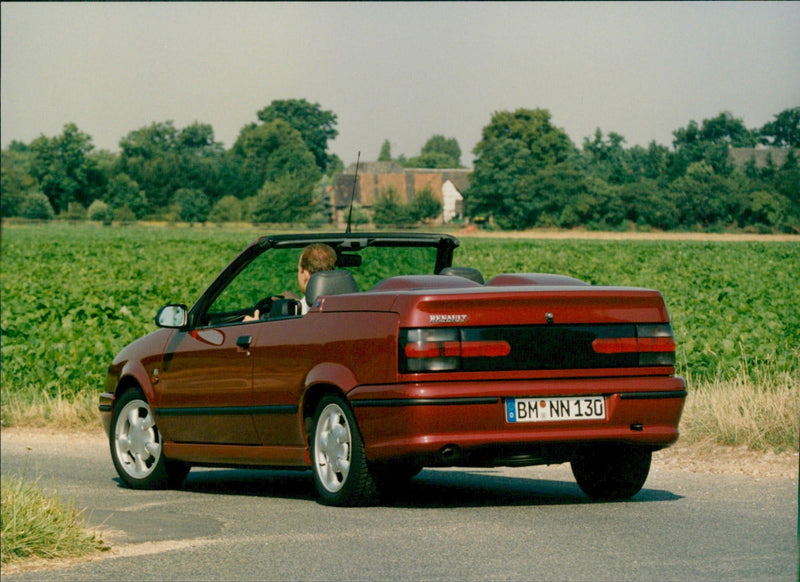 Renault Cabriolet RSi - Vintage Photograph