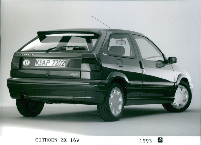 Citroen ZX 16V 1993. - Vintage Photograph