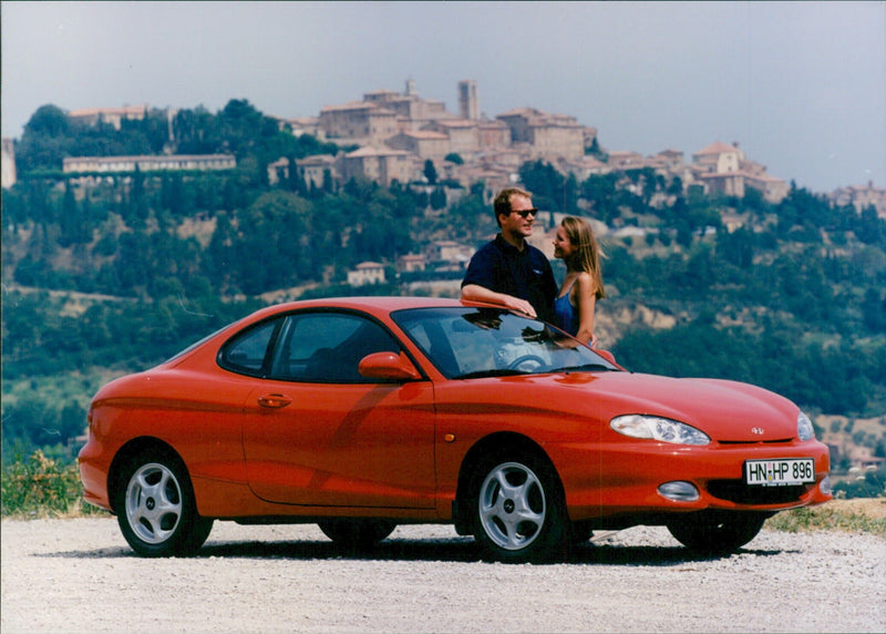 Hyundai Coupé - Vintage Photograph