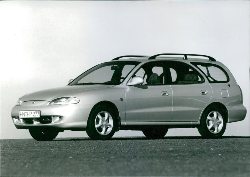 Hyundai Lantra Combi - Vintage Photograph