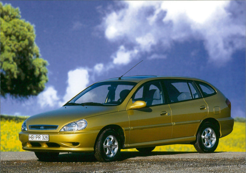 KIA Rio - Vintage Photograph