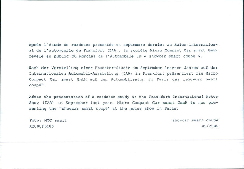 MCC smart coupé - Vintage Photograph