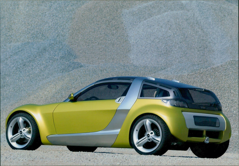 MCC smart coupé - Vintage Photograph