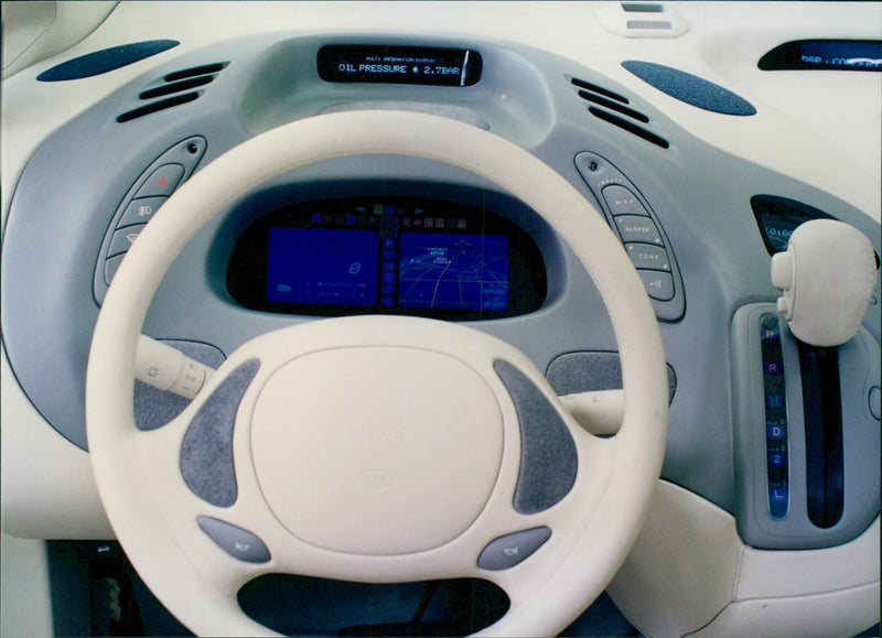 KIA 1997 - Vintage Photograph