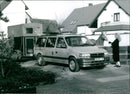 1992 Chrysler Grand Voyager 3.3 1 - Vintage Photograph