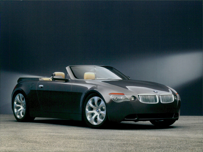 2000 BMW Z9 Cabrio - Vintage Photograph