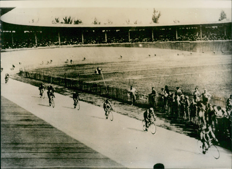 Tour de France - Vintage Photograph