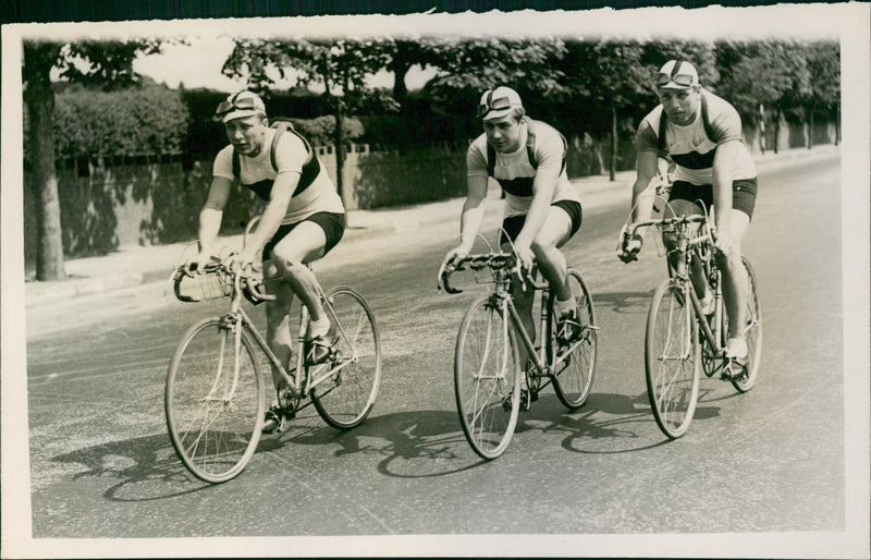 Isle of Man Cycle Race - Vintage Photograph