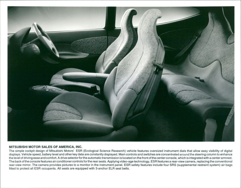 Mitsubishi ESR - Vintage Photograph