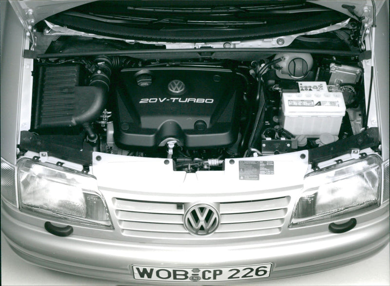 VW Sharan 1.8 T - Vintage Photograph
