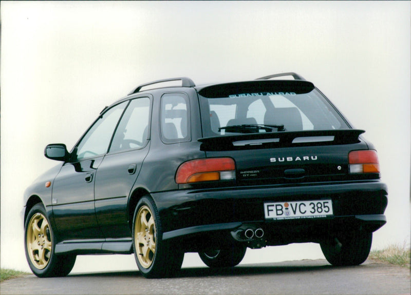 Subaru Impreza 2.0 GT Turbo "Classic" - Vintage Photograph