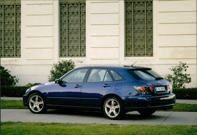 2001 Lexus IS300 SportCross - Vintage Photograph