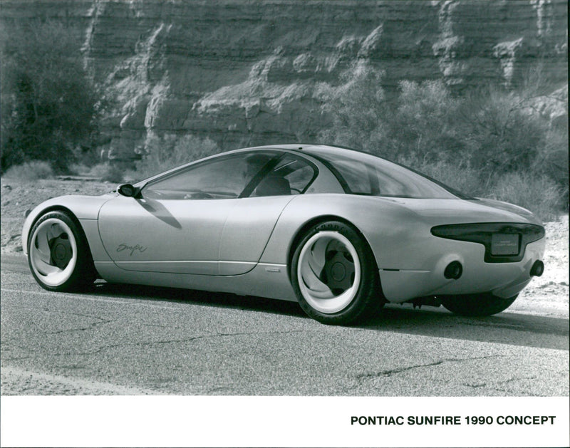 1990 Pontiac Sunfire Concept - Vintage Photograph