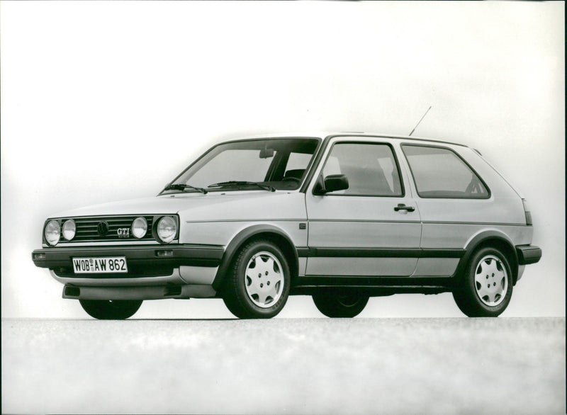 1988 VW Golf GTI 16 V - Vintage Photograph