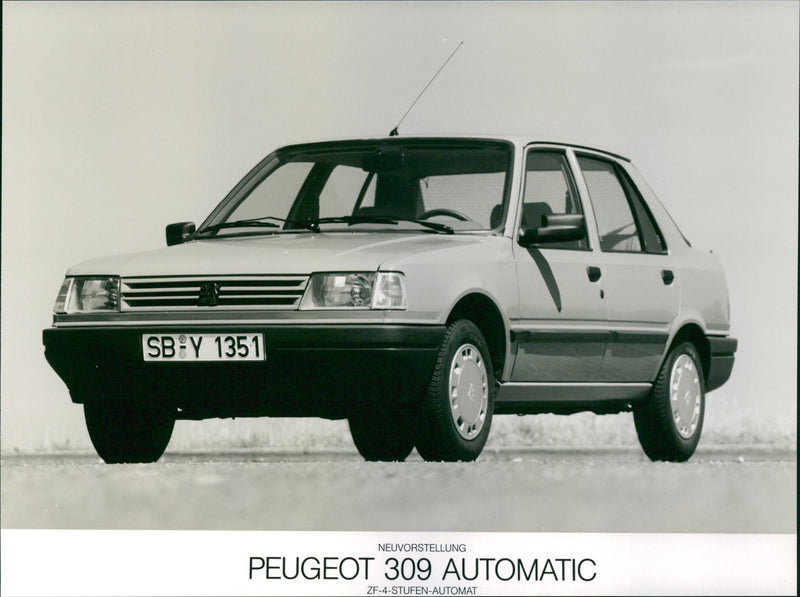 1987 Peugeot 309 Automatic - Vintage Photograph
