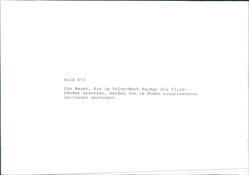 The cars that replace the assembly lines - Vintage Photograph