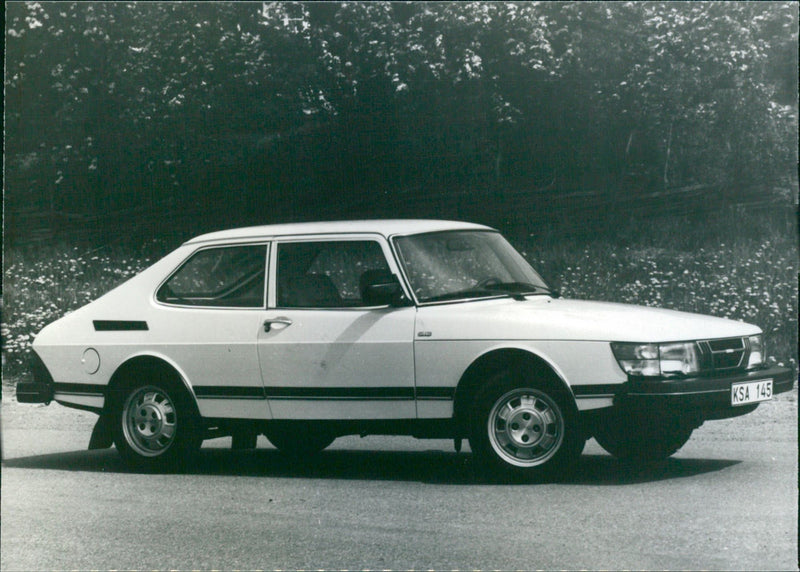 1981 Saab 900 - Vintage Photograph
