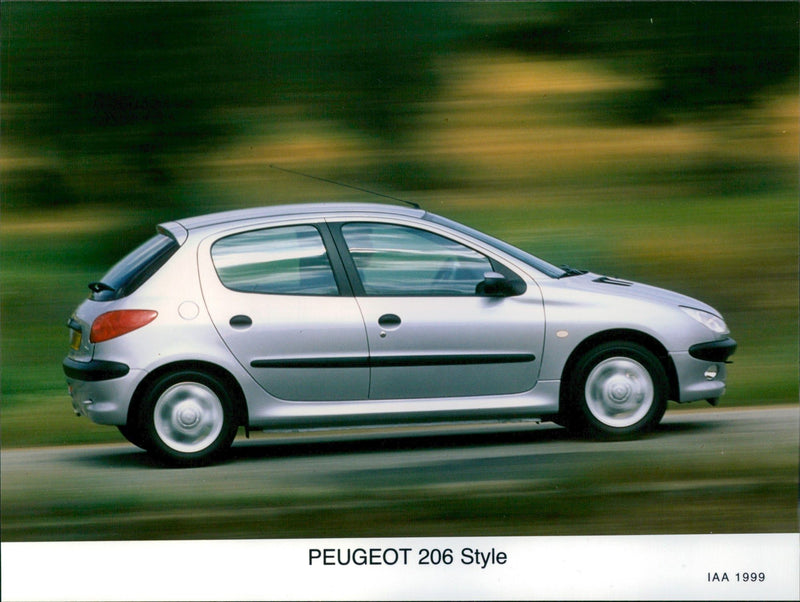 1999 Peugeot 206 Style - Vintage Photograph