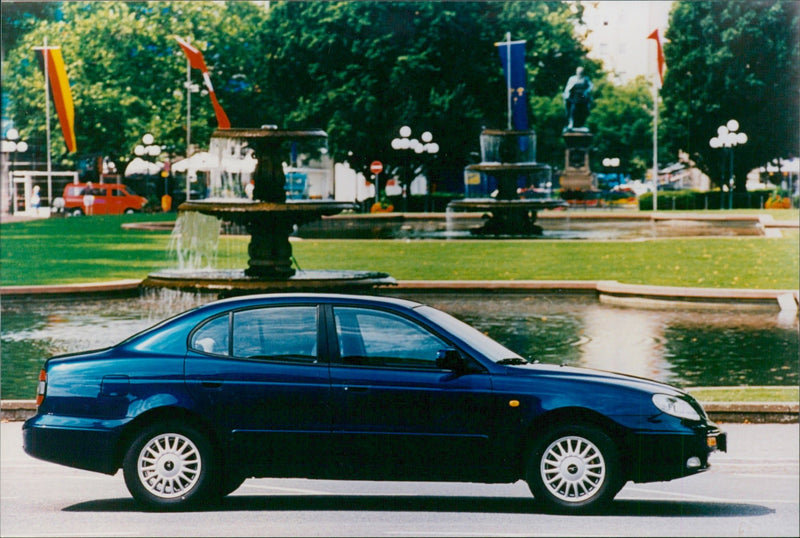 1999 Daewoo Leganza - Vintage Photograph