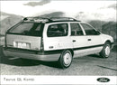 Ford Taurus GL Kombi. - Vintage Photograph