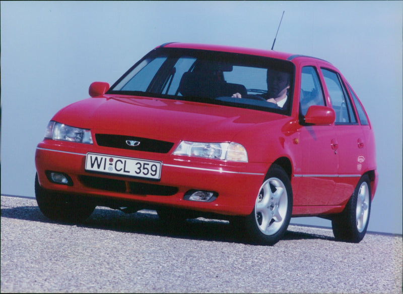 1995 Daewoo Nexia GL/GTX - Vintage Photograph