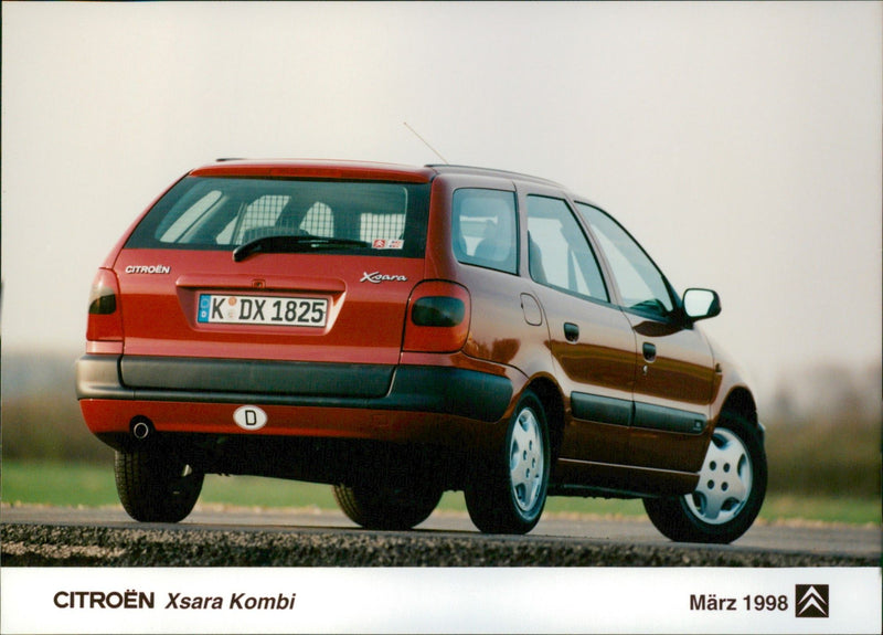 1998 Citroën Xsara - Vintage Photograph