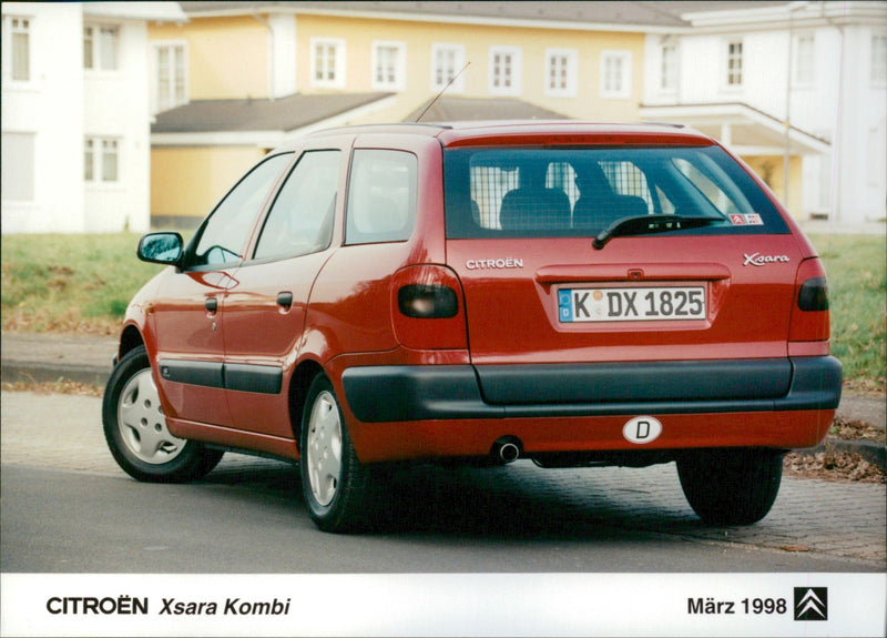 1998 Citroën Xsara - Vintage Photograph