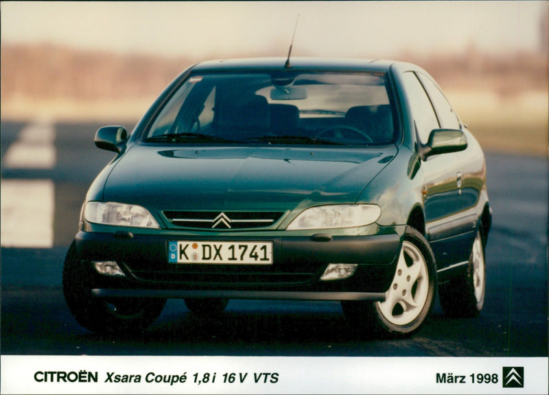 1998 Citroën Xsara - Vintage Photograph