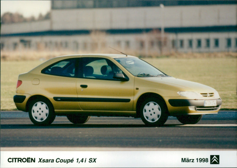 1998 Citroën Xsara - Vintage Photograph