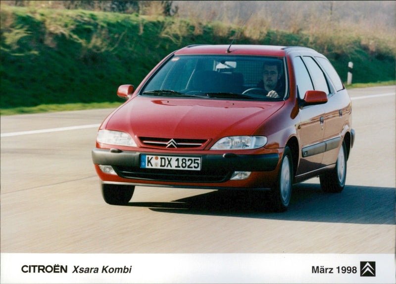 1998 Citroën Xsara - Vintage Photograph