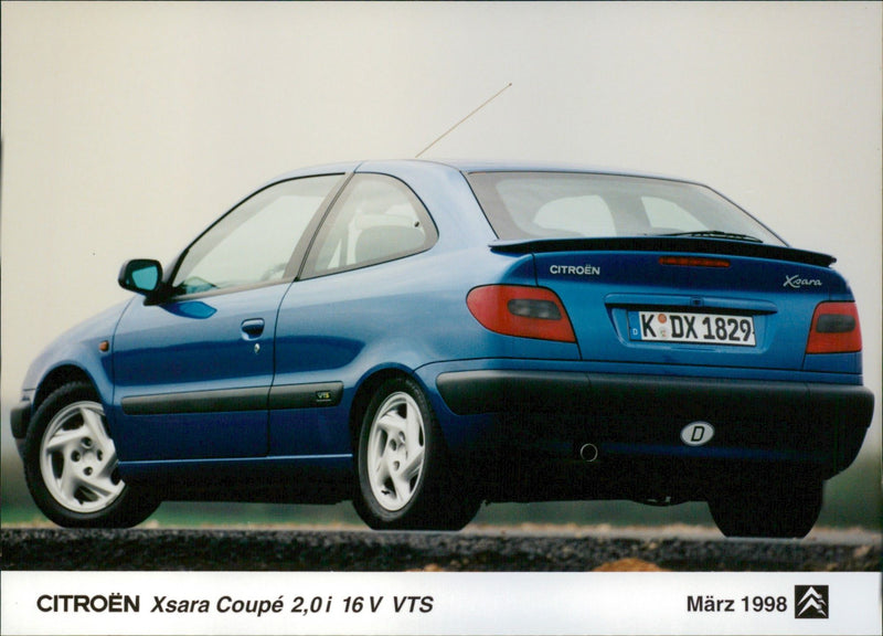 1998 Citroën Xsara - Vintage Photograph