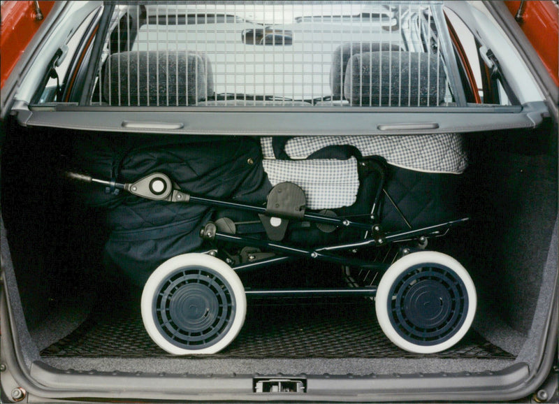 1998 Citroën Xsara - Vintage Photograph