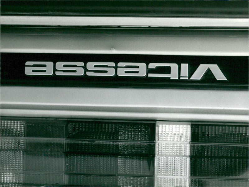 TRIUMPH VITESSE (Rover) - Vintage Photograph