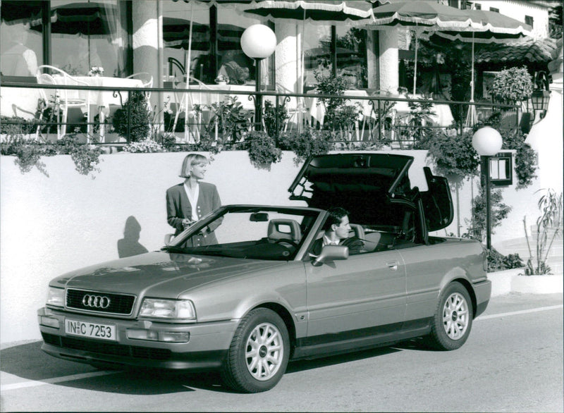 Audi Cabriolet 2.8 E - Vintage Photograph