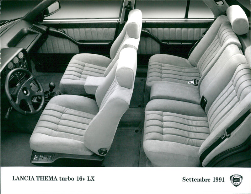 Lancia Thema Turbo 16v LX. - Vintage Photograph