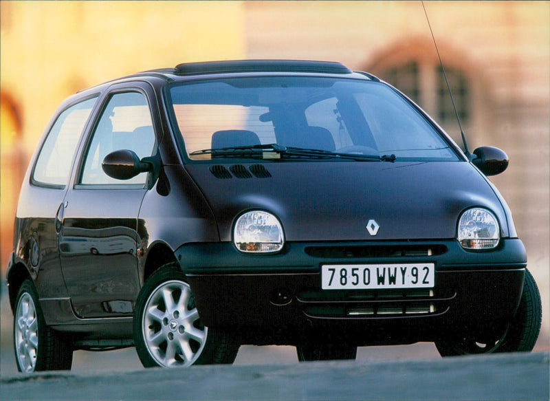 2000 Renault Twingo - Vintage Photograph