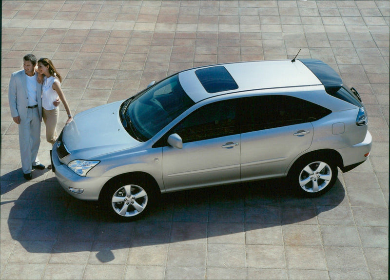 Lexus RX300 - Vintage Photograph