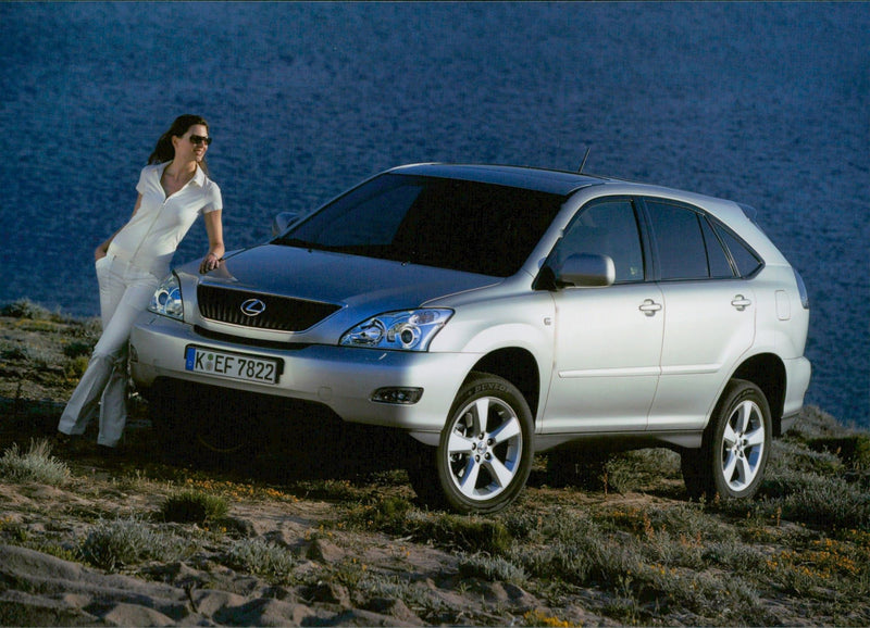 Lexus RX300 - Vintage Photograph