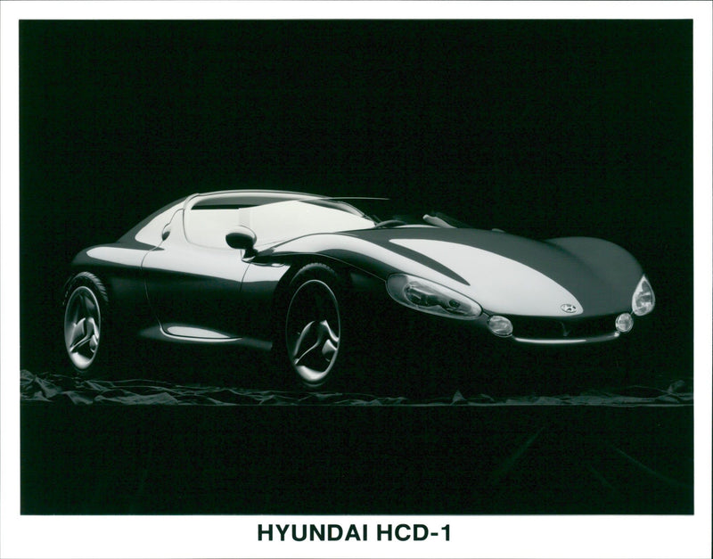 1991 Hyundai HCD-1 - Vintage Photograph