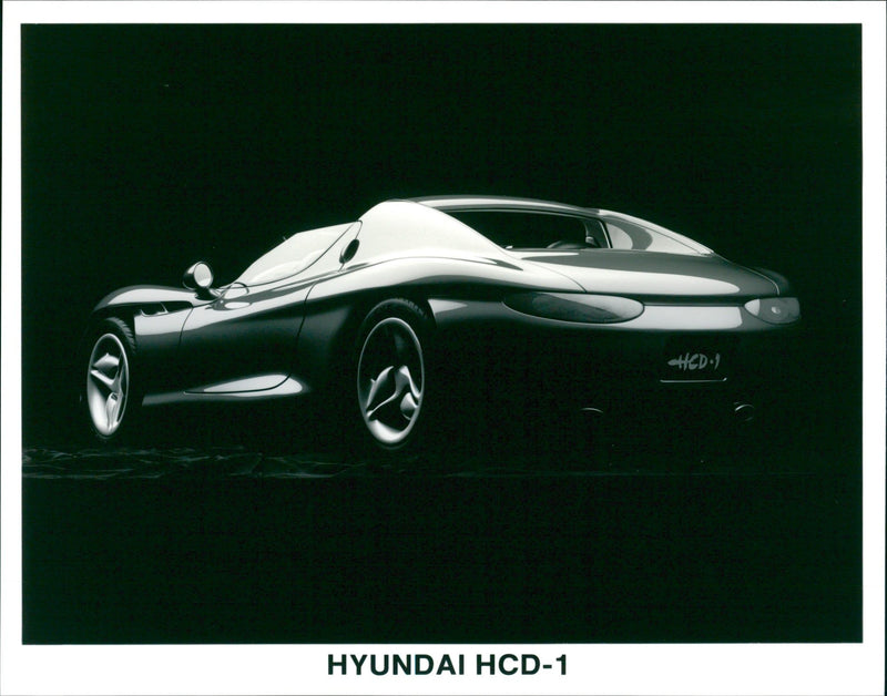 1991 Hyundai HCD-1 - Vintage Photograph