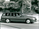 1993 Opel Omega - Vintage Photograph