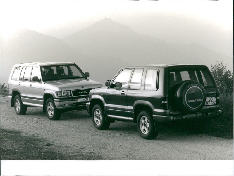1993 Opel Monterey - Vintage Photograph