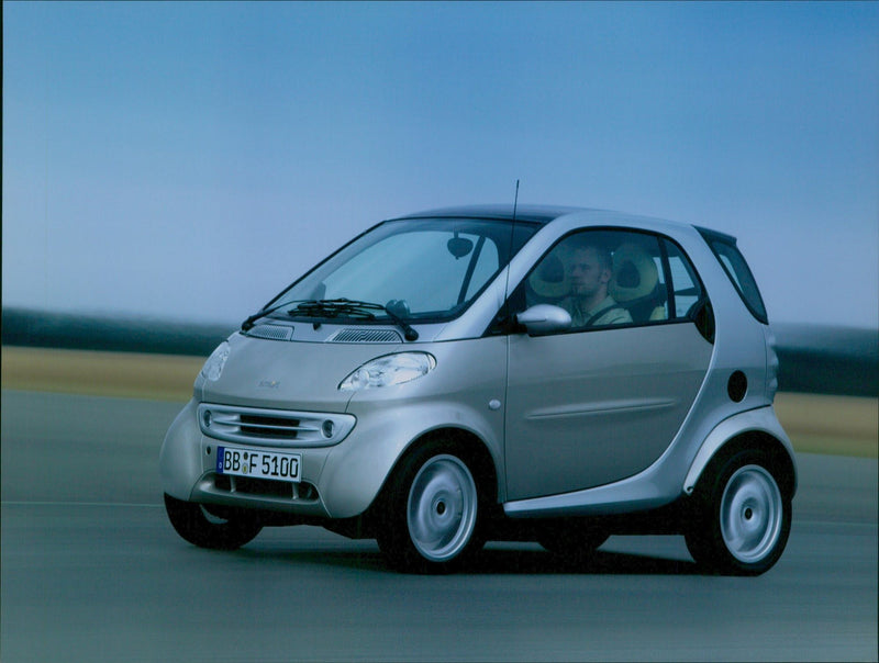 2001 Smart  Edition  Creamstyle - Vintage Photograph