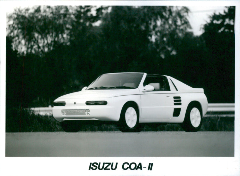 Isuzu Coa-II - Vintage Photograph