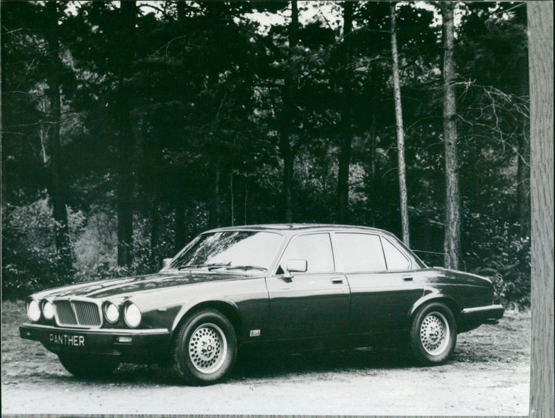 1976 Jaguar XJ - Vintage Photograph