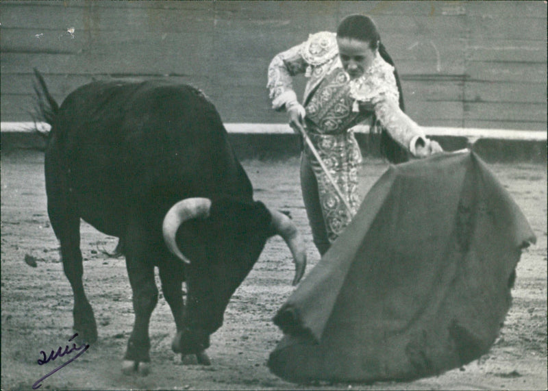 Maribel Atienza (bullfighter) - Vintage Photograph