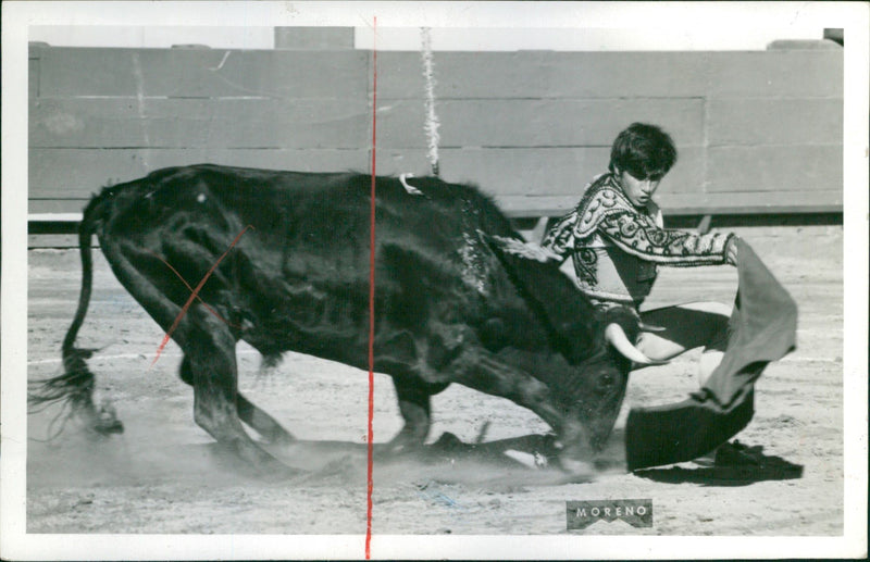 Matador Hernando Quintero 'El Solo' - Vintage Photograph