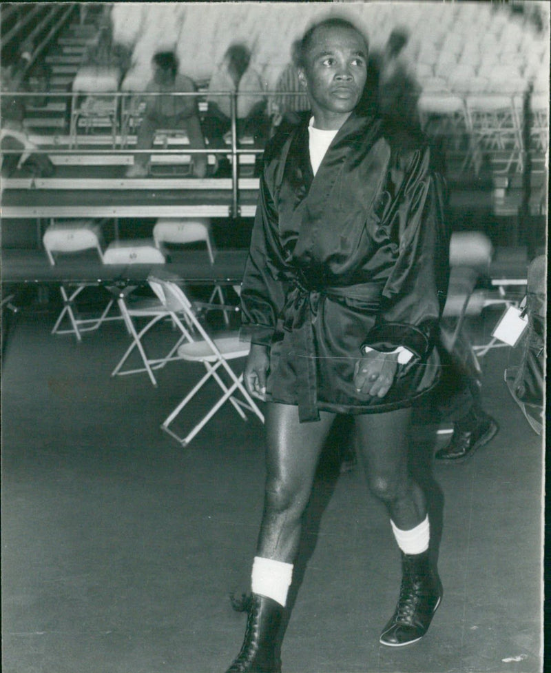 Ray Leonard - Vintage Photograph